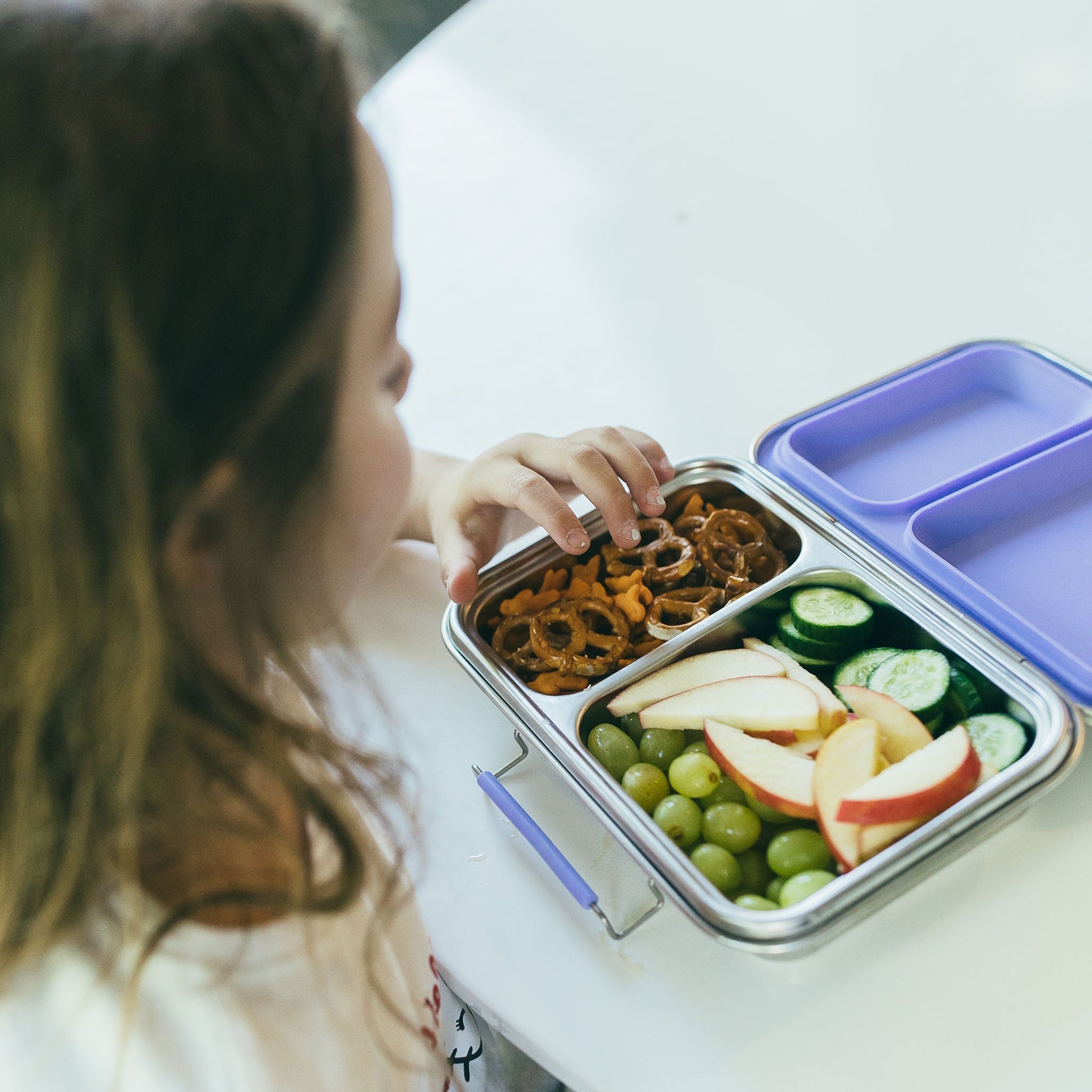 Bare Ware 2-compartment stainless steel bento box in violet